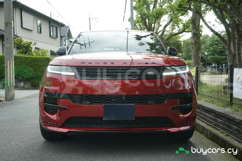 Land Rover Range Rover Sport Красный