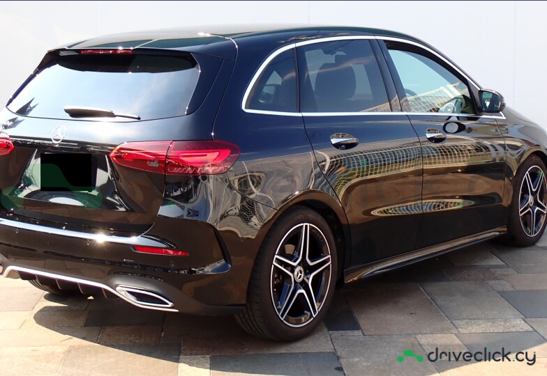 Mercedes B-class Black
