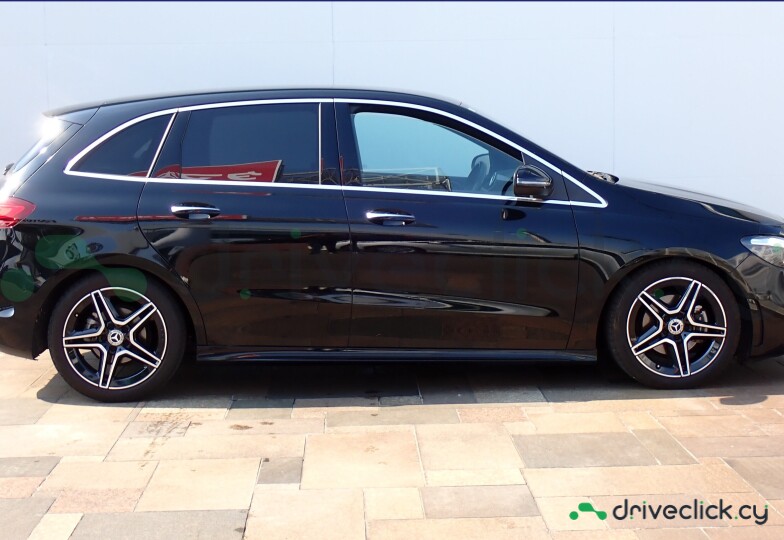 Mercedes B-class Black