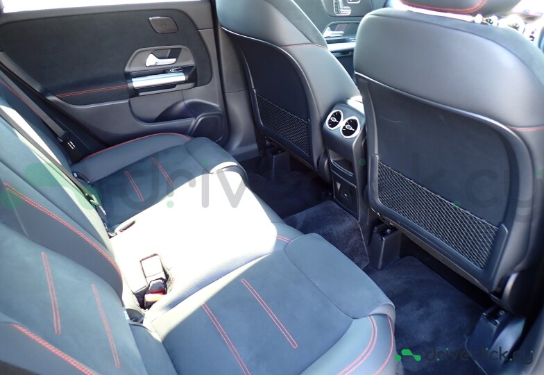 Mercedes B-class Black