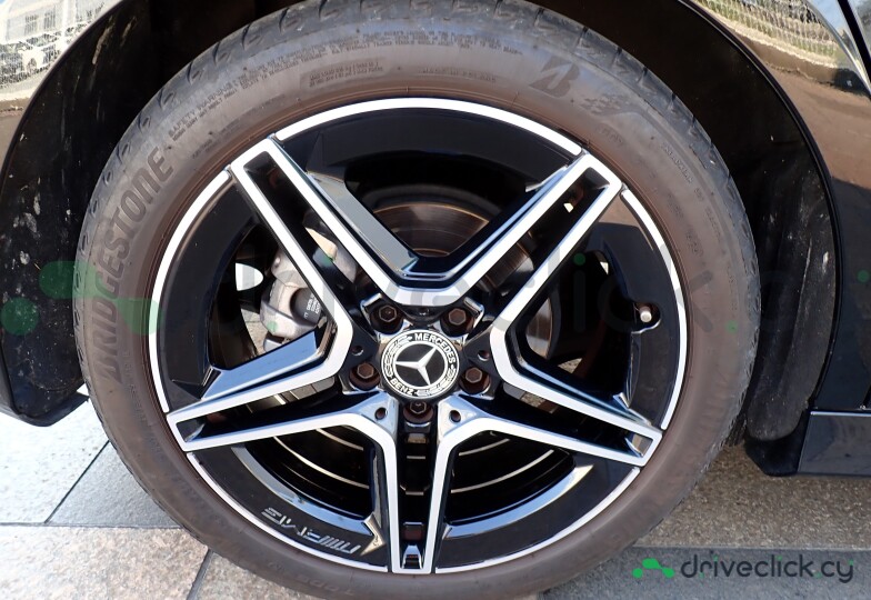 Mercedes B-class Black