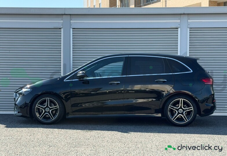 Mercedes B-class Black