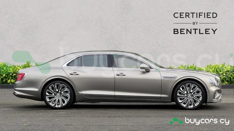 Bentley Flying Spur Бежевый