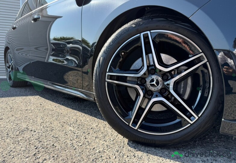 Mercedes B-class Black
