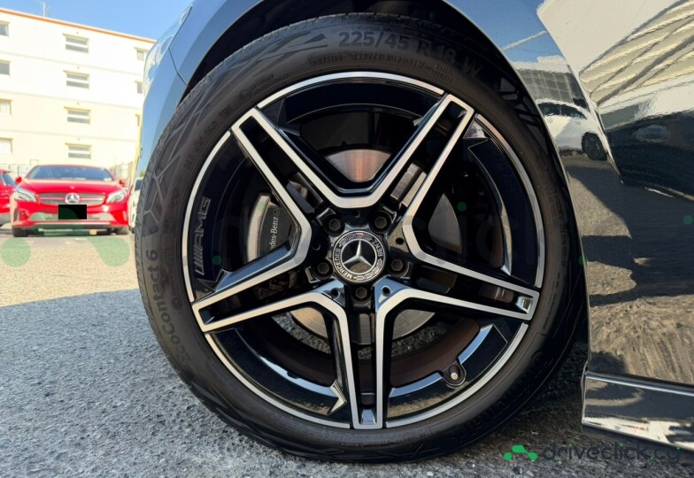 Mercedes B-class Black