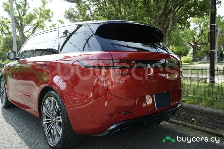 Land Rover Range Rover Sport Красный