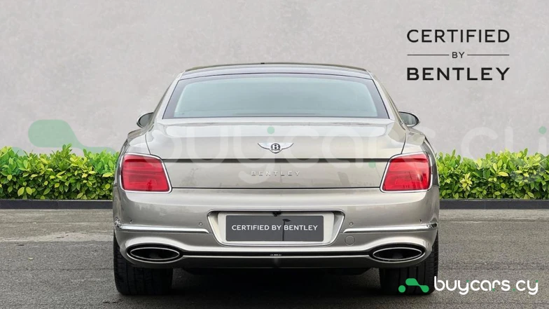 Bentley Flying Spur Бежевый
