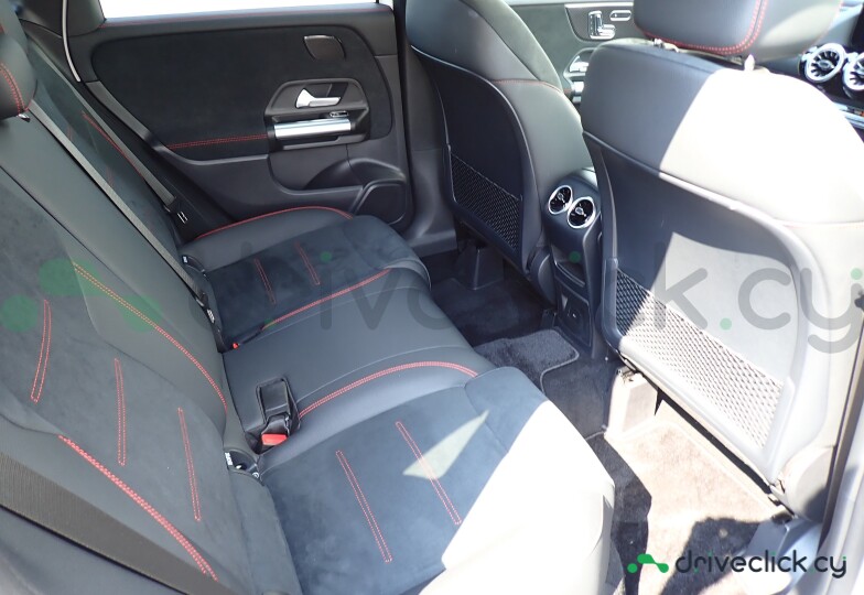 Mercedes B-class White