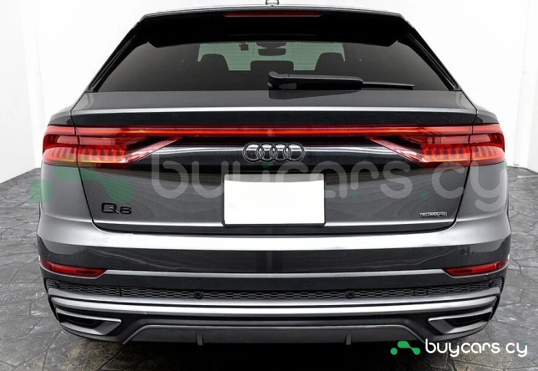 Audi Q8 Grey