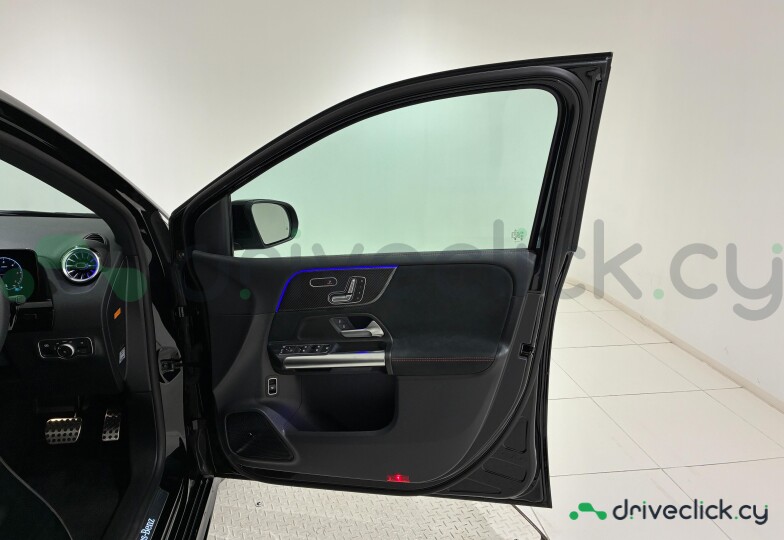 Mercedes B-class Black