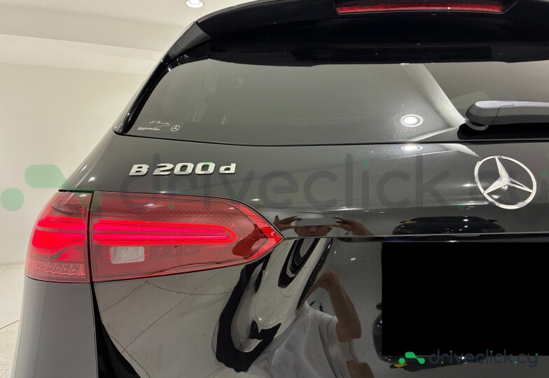Mercedes B-class Black
