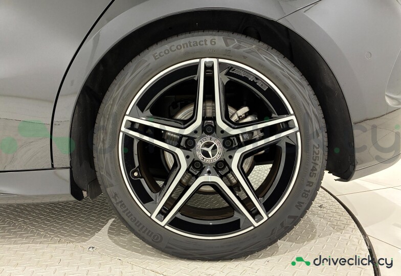 Mercedes B-class Black