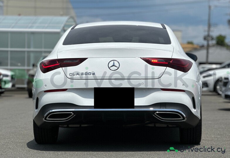 Mercedes CLA-class White