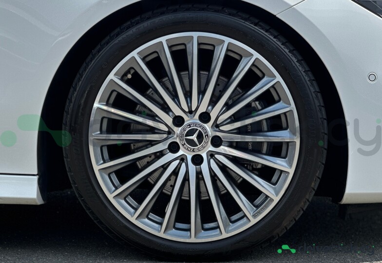 Mercedes CLA-class White