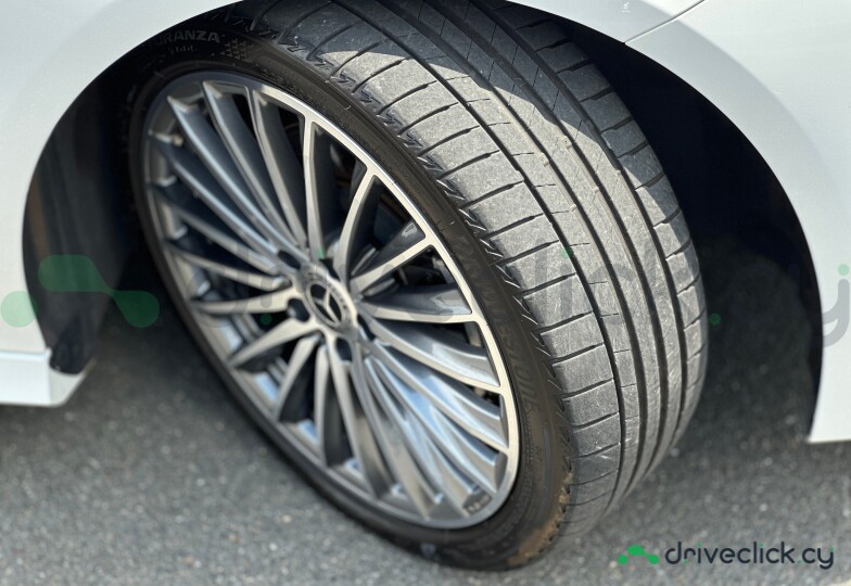 Mercedes CLA-class White