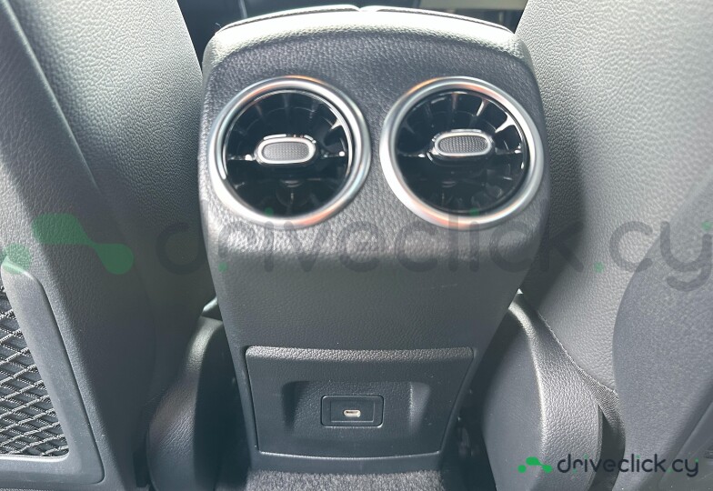 Mercedes CLA-class White