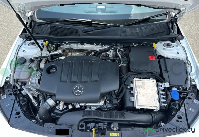 Mercedes CLA-class White