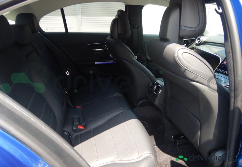 Mercedes C-class Blue