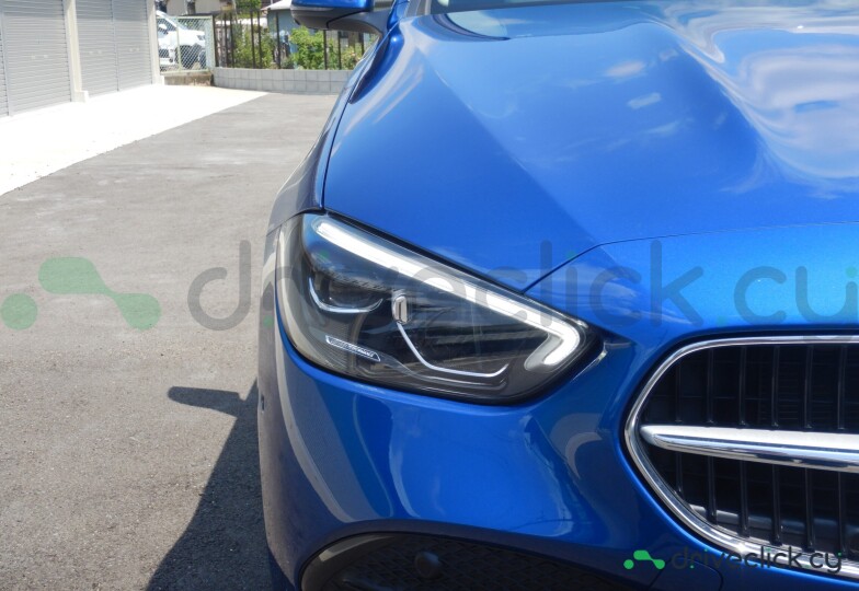 Mercedes C-class Blue