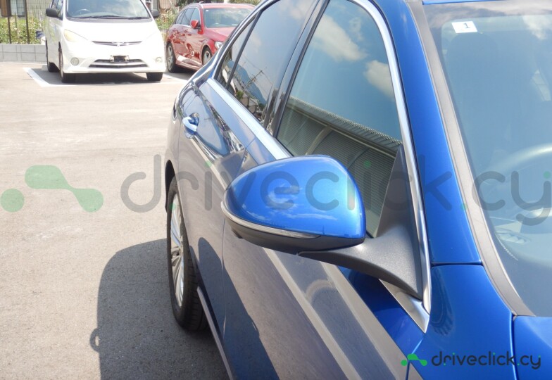 Mercedes C-class Blue