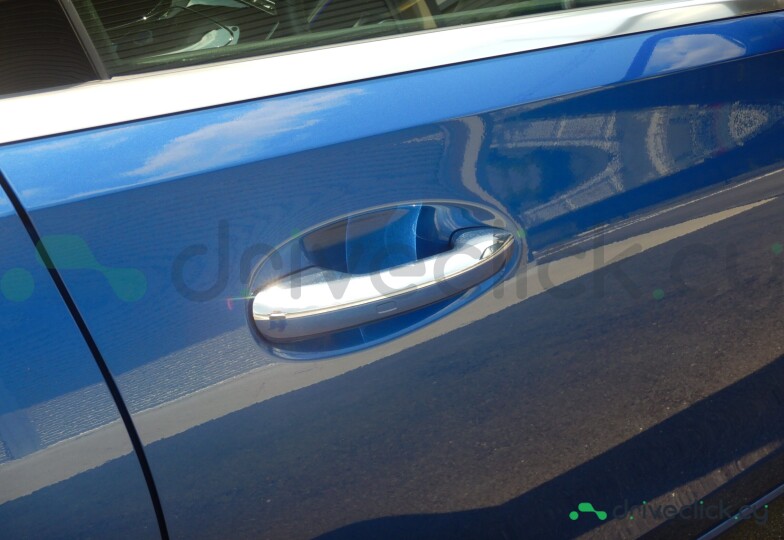 Mercedes C-class Blue