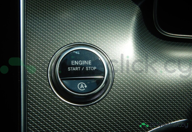 Mercedes C-class Blue