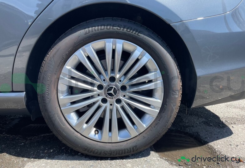 Mercedes C-class Grey