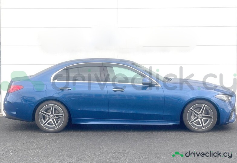 Mercedes C-class Blue