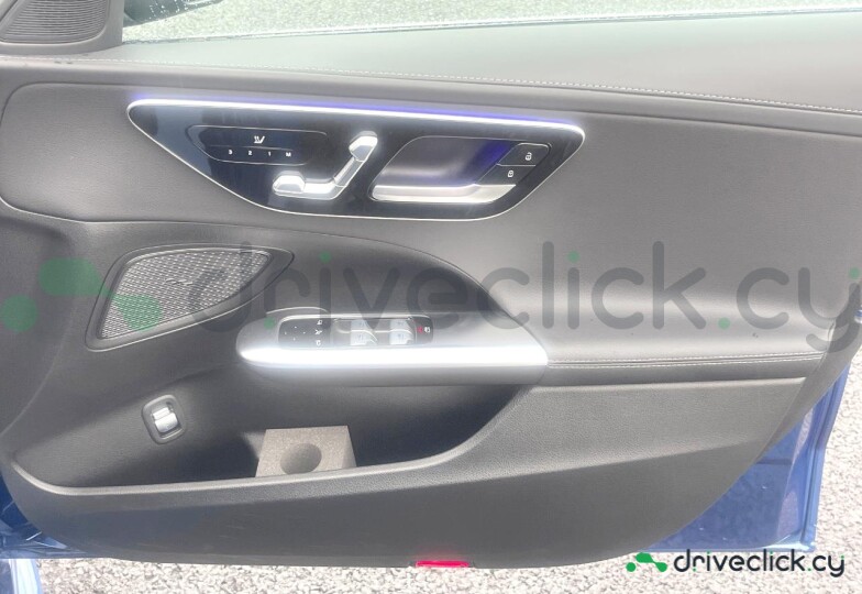 Mercedes C-class Blue