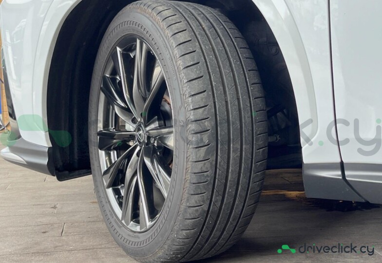 Lexus NX White