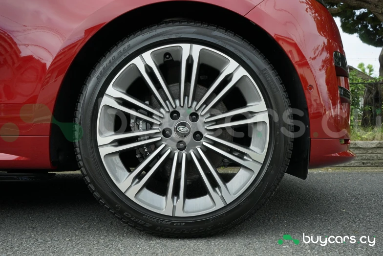 Land Rover Range Rover Sport Красный