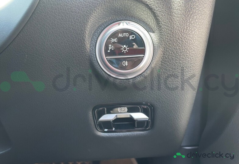 Mercedes C-class Grey