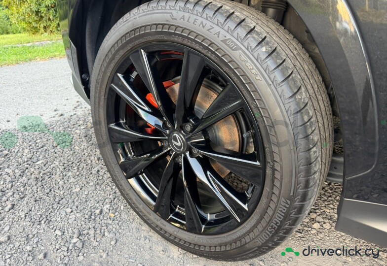 Lexus NX Black