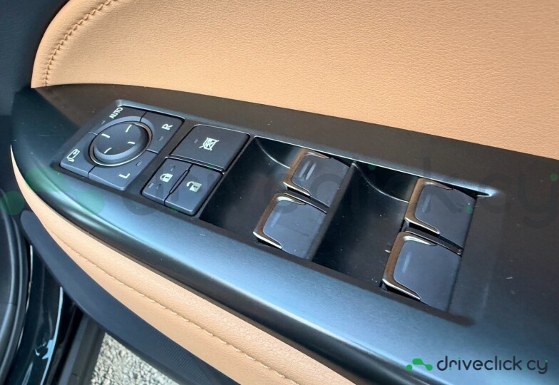 Lexus NX Black