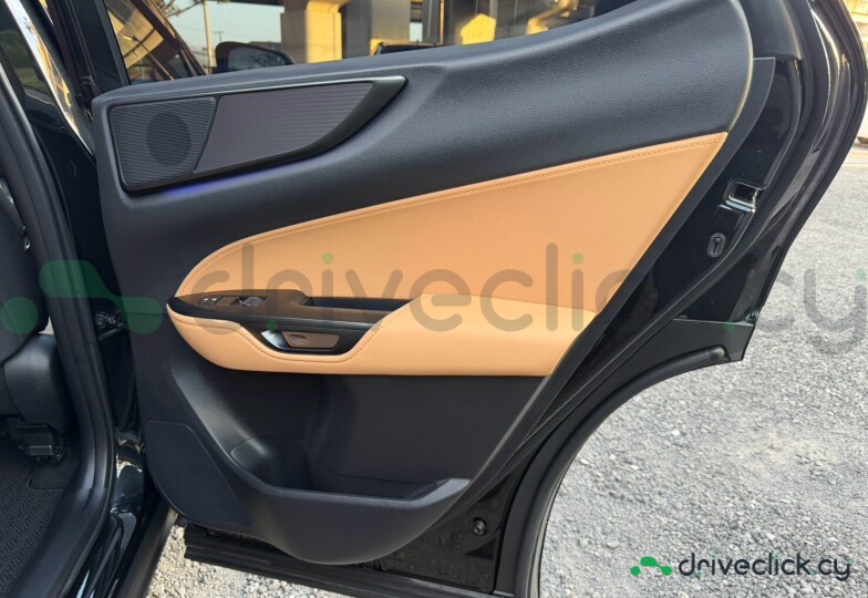 Lexus NX Black