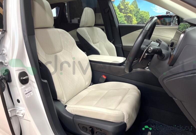 Lexus RX Белый