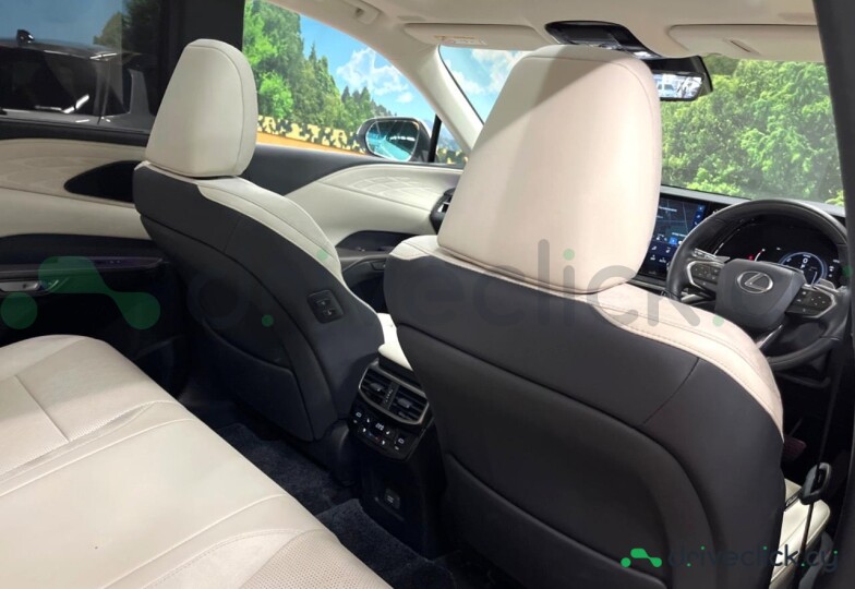 Lexus RX Белый