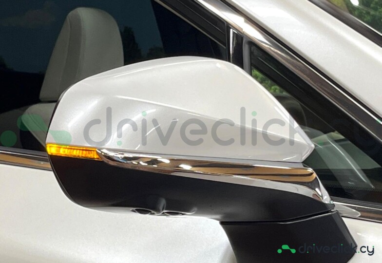 Lexus RX Белый
