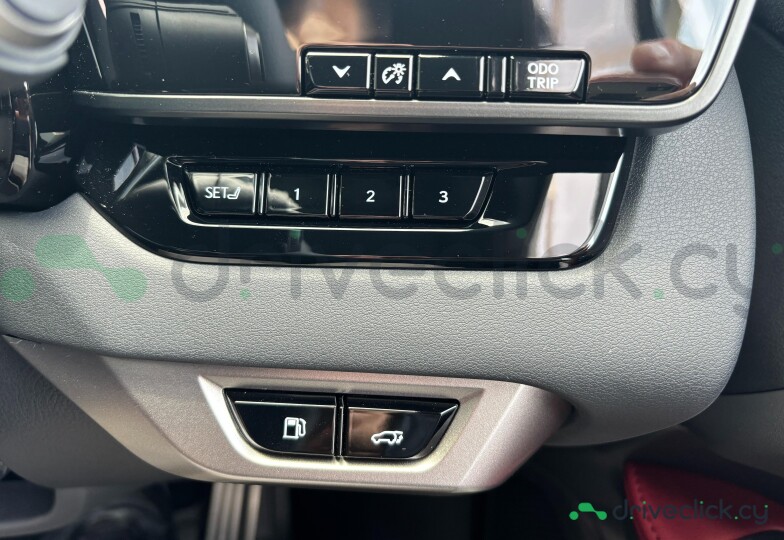 Lexus RX White