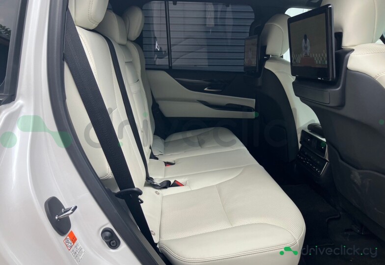 Lexus LX White