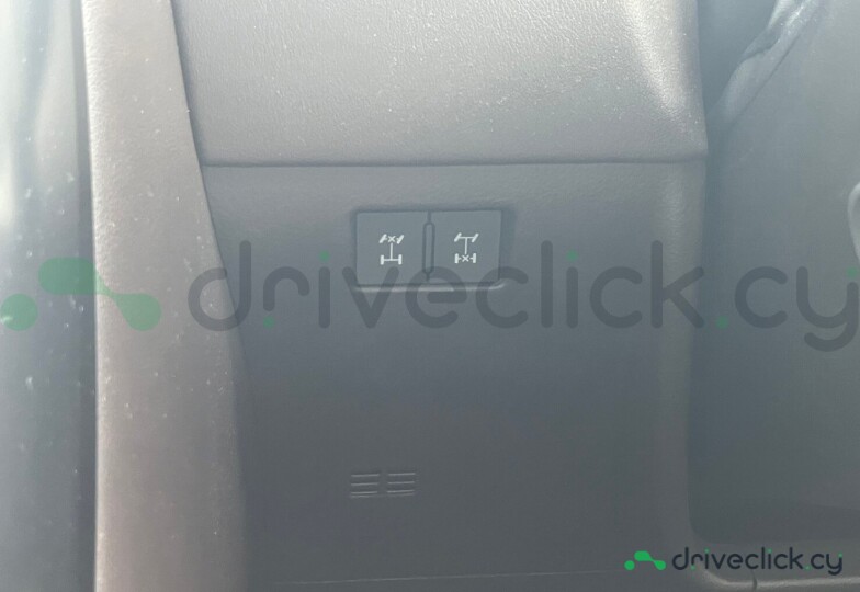Lexus LX White