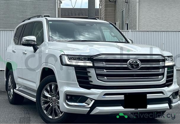 Toyota Land Cruiser 300 White