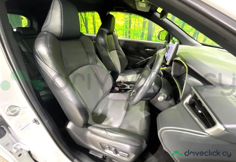 Toyota Corolla Cross White