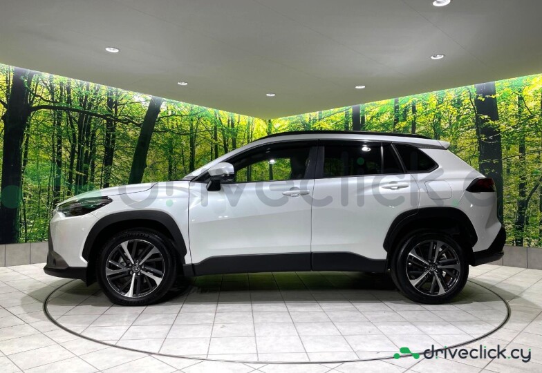 Toyota Corolla Cross White