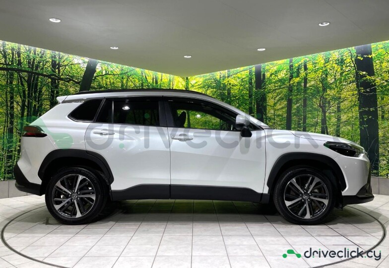 Toyota Corolla Cross White