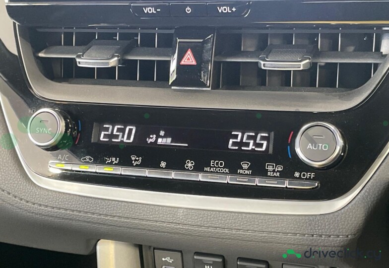 Toyota Corolla Cross Grey