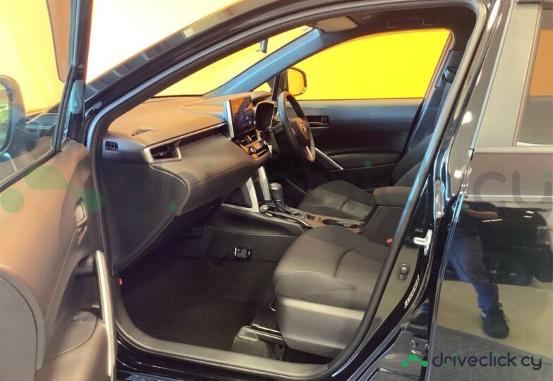 Toyota Corolla Cross Black