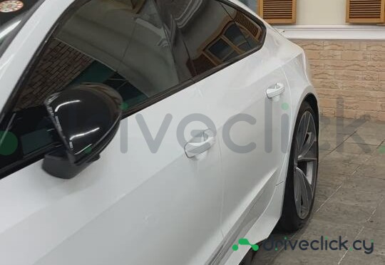 Audi RS7 White