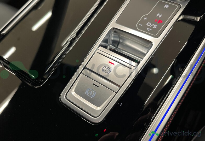 Audi RS7 White