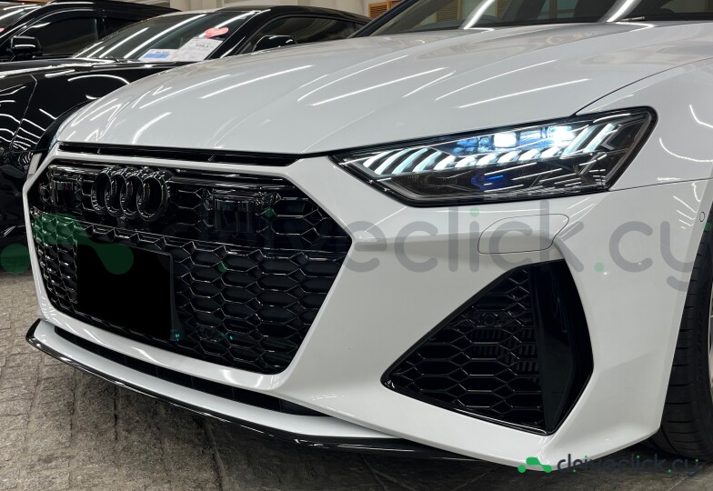 Audi RS7 White